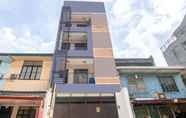 Luar Bangunan 2 OYO 766 Ichehan Apartments