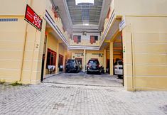 Exterior 2 OYO 90286 Prenjak Syariah