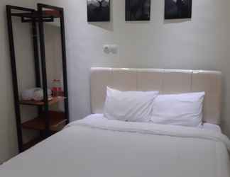 Kamar Tidur 2 OYO 90299 Corner Guest House