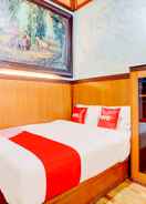 BEDROOM OYO 90303 Cafe & Homestay Kolam Pancing Abah