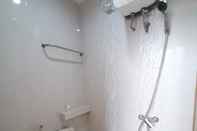 In-room Bathroom Residence 38-39