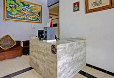 Lobby 7 OYO 90326 Holistay Surabaya