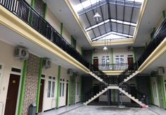 Exterior 3 OYO 90320 Merak Guest House