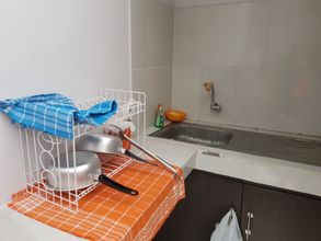 침실 4 Anna House Gading Serpong