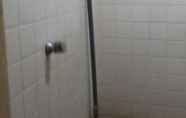 In-room Bathroom 7 Hotel Indah Syariah