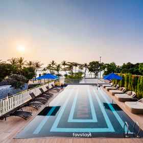 Swimming Pool 1 Mera Mare Hotel & Residence, Pattaya Hotels