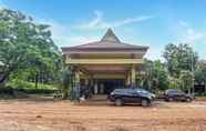 ภายนอกอาคาร 3 OYO 91071 Hotel Desa Wisata TMII