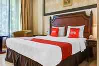 ห้องนอน OYO 91071 Hotel Desa Wisata TMII