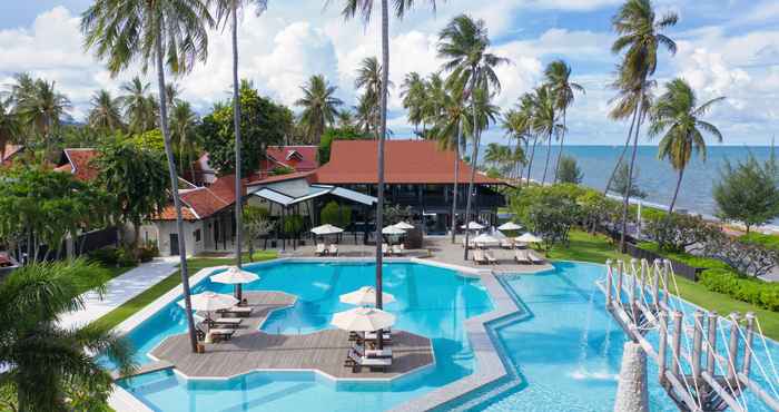 Hồ bơi Wyndham Hua Hin Pranburi Resort & Villas