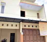 Exterior 7 Suci Guest House 2