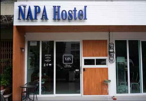 Exterior Napa Hostel Samrong Station