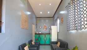 Lobby 4 OYO 761 Caza Southville Apartelle