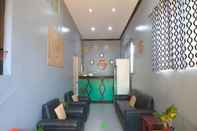 Lobby OYO 761 Caza Southville Apartelle