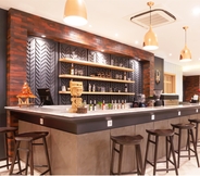 Bar, Kafe, dan Lounge 7 BATIQA Hotel Jayapura