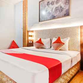 Bedroom 1 OYO 90314 Stadion Guesthouse Syariah, Pangkalan Boros Hotels