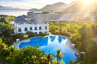 Swimming Pool Nha Trang Marriott Resort & Spa, Hon Tre Island