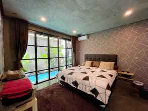Bedroom 4 Villa Amalura 2