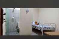 Kamar Tidur Vanila Kost Jatiwarna - Women Only