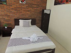 Phòng ngủ 4 Srikayah Syariah by Ndalem Beong