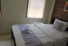 Phòng ngủ Srikayah Syariah by Ndalem Beong