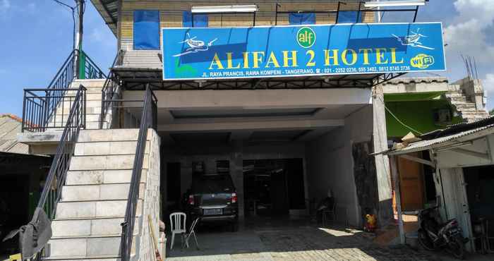 Bên ngoài Hotel Alifah 2