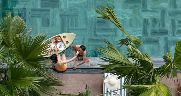 สระว่ายน้ำ Shining Riverside Hoi An Boutique and Spa