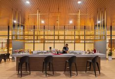Restaurant 4 Zenith Hotel Cameron