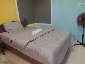 Bedroom 4 Penginapan Wardi Syariah Borobudur by Ndalem Beong