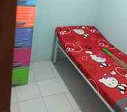 Bedroom 6 Eiffel Residence Tarakan - Female Only