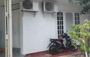 Bangunan 4 Eiffel Residence Tarakan - Female Only