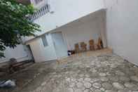 Common Space Eiffel Residence Cideng - Female Only