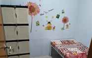 Bedroom 6 Eiffel Residence Cideng - Female Only