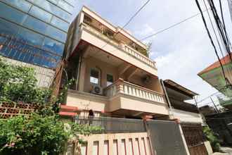 ภายนอกอาคาร 4  Eiffel Residence Batu Tulis 37 - Female Only