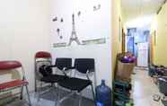 ล็อบบี้ 4  Eiffel Residence Batu Tulis 35A1 - Female Only