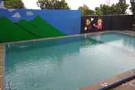 Swimming Pool Villa Jomen