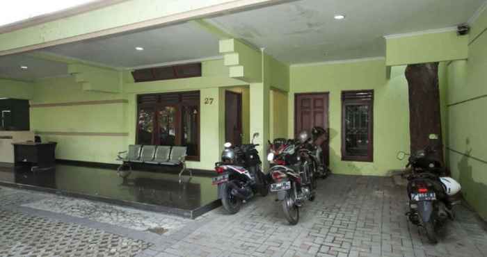 Exterior Soerabaja Place Guest House