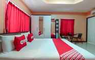 Bilik Tidur 2 OYO 1166 Train Way Resort