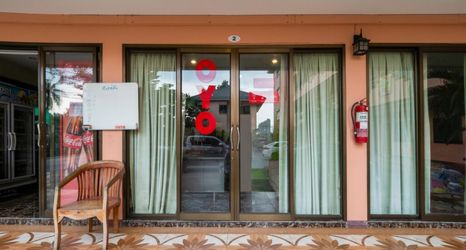 ロビー 2 Udom Khomkham Apartment