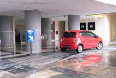 로비 The Suites Metro Apartment By Zaky