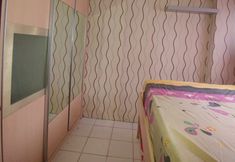 Bedroom 7 S&A Property
