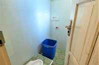 Toilet Kamar Bluesea Guesthouse