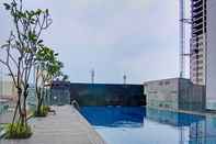 Swimming Pool OYO 90339 Evenciio Apartment Syariah