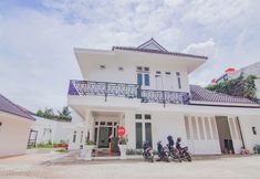 Exterior 5 Super OYO 90342 Kemang Garden