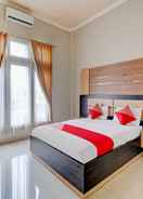 BEDROOM OYO 90347 Hotel Srikandi Syariah Tasikmalaya