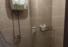 客室内バスルーム 2 Pinewood Apartment by Vial