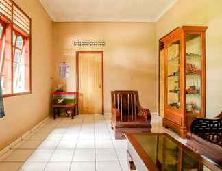 Sảnh chờ 2 Guesthouse Sadewa