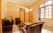 Kamar Tidur 5 Guesthouse Sadewa