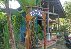 Exterior 3 Penginapan Tasya