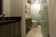 In-room Bathroom Bulungan Home