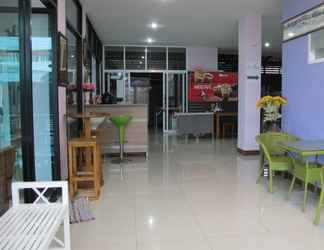 Lobi 2 Four P Residence